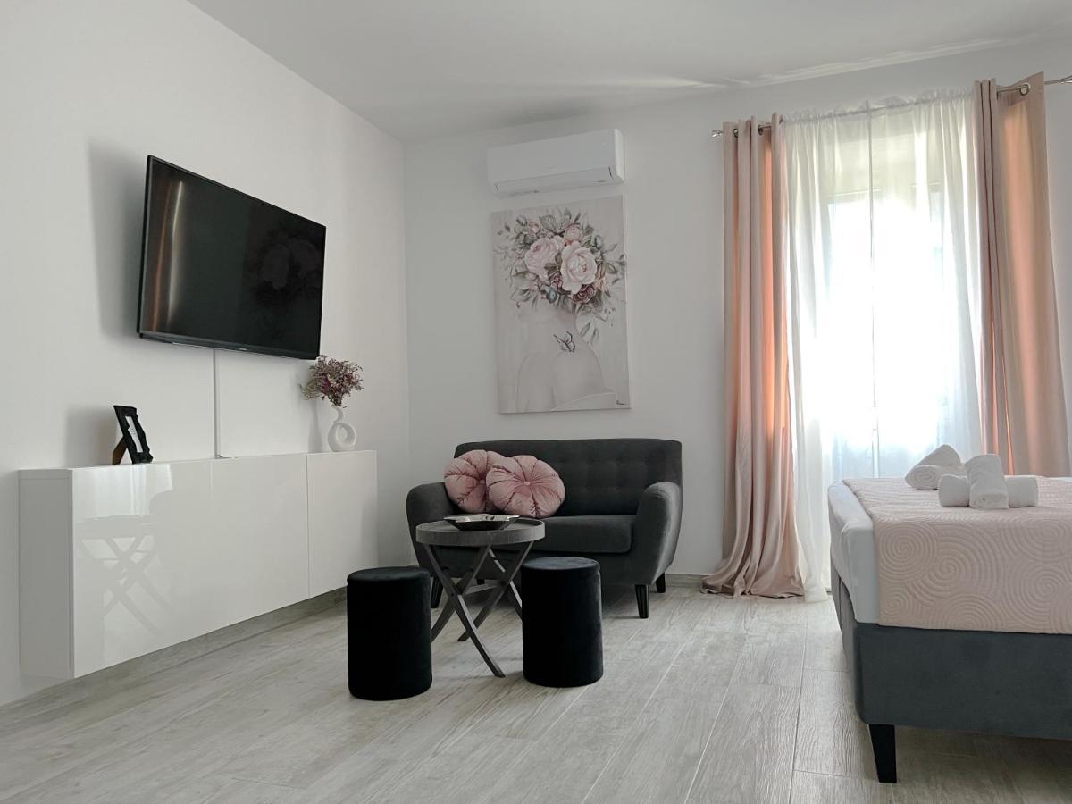 Studio Apartman Perla Split Kültér fotó